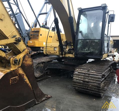 track mounted excavators